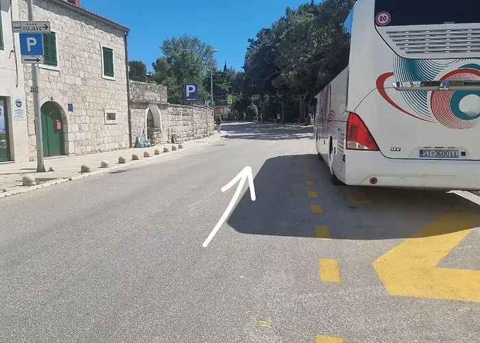 R * Makarska
