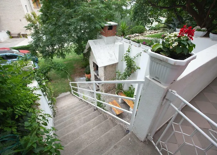 Apartment R Makarska