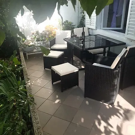 R Apartmán Makarská