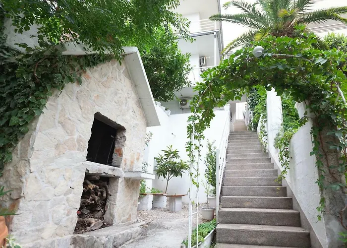 Apartment R Makarska