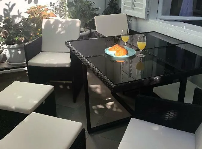 R Apartment Makarska